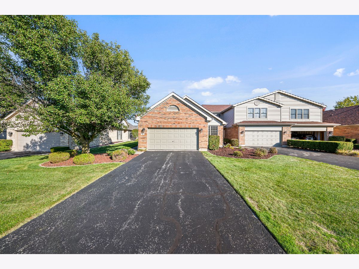  For Sale Tinley Park Illinois, 43 Corinth Drive