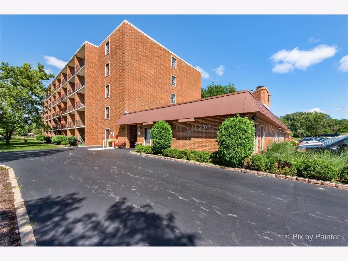 Sold Elmhurst Illinois, 255 West