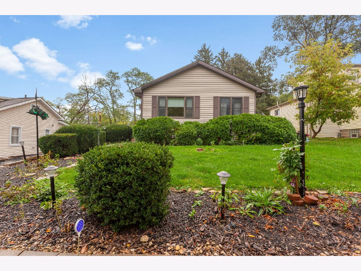  For Sale Barrington Illinois, 23433 Summit Drive