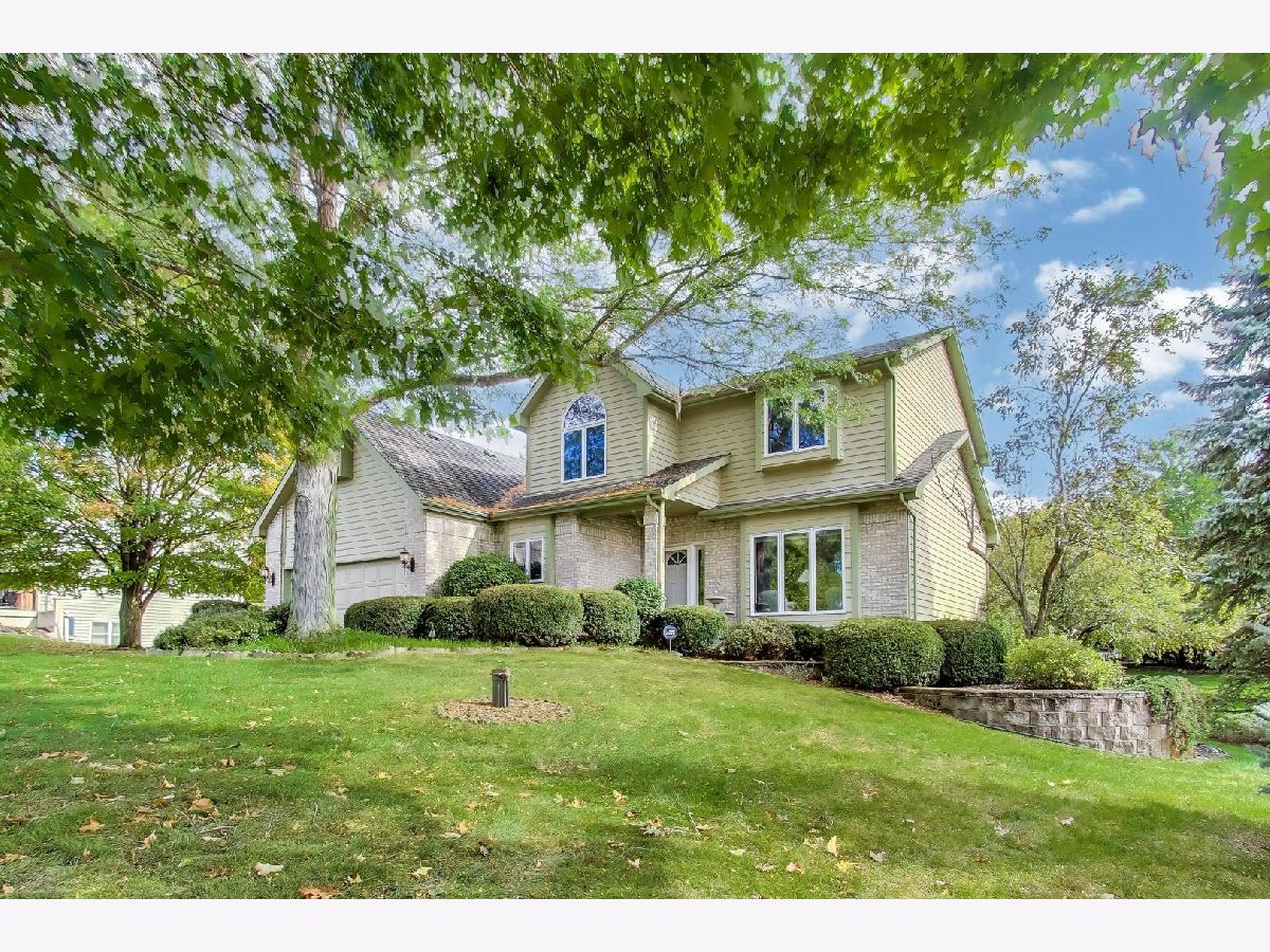  For Sale Spring Grove Illinois, 8720 Galleria Court