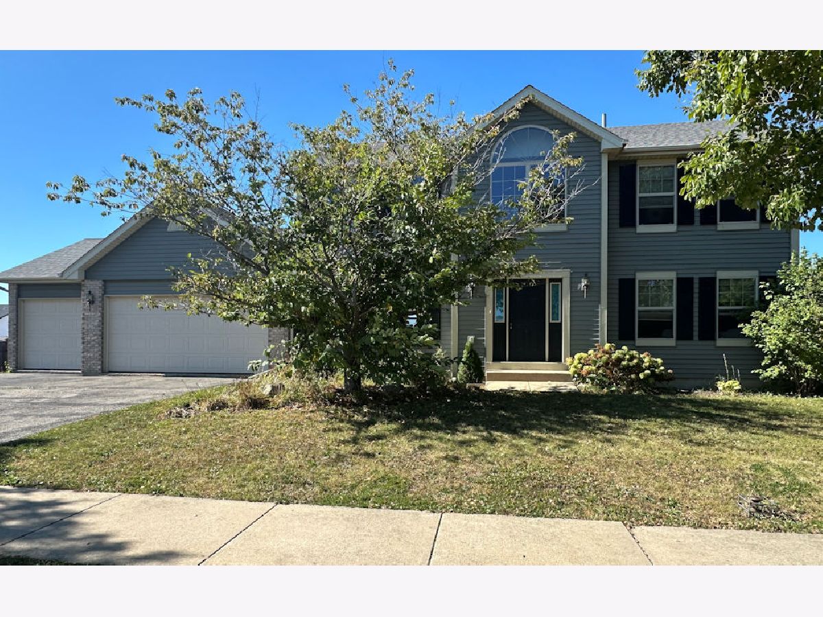  For Sale Rochelle Illinois, 519 Regulators Street