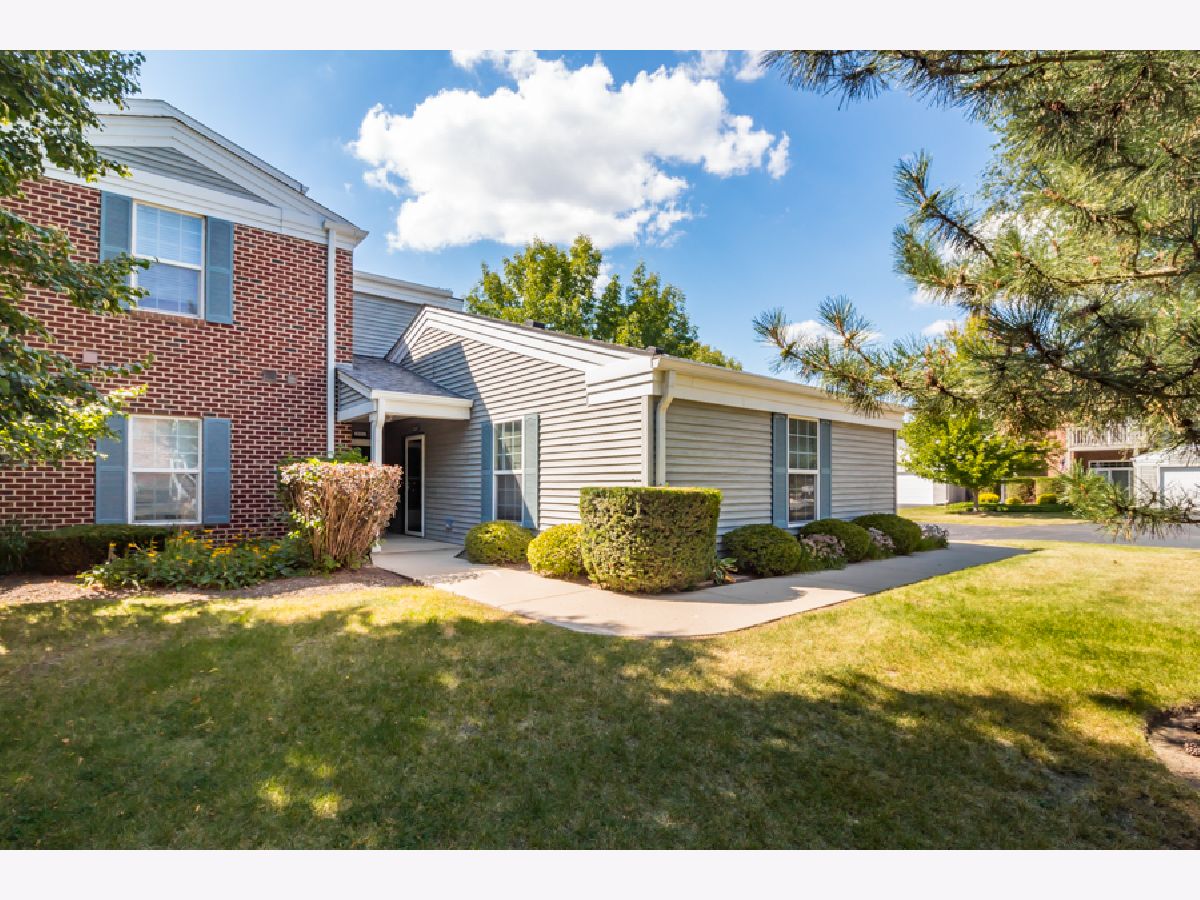  For Sale Fox Lake Illinois, 8327 Cottonwood Court