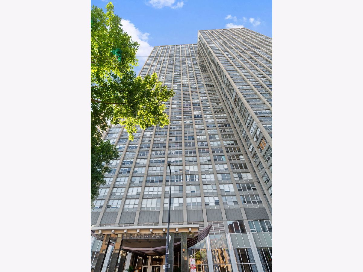  Rented Chicago Illinois, 655 Irving Park