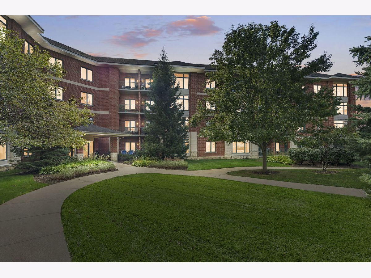 Condominiums For Sale Fountain Square Lombard Illinois, 855 22nd Street