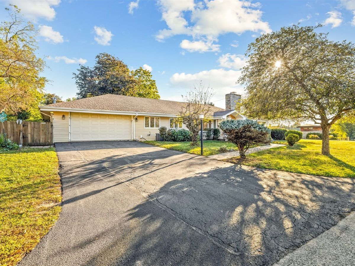  For Sale Rockton Illinois, 218 Shore Lane