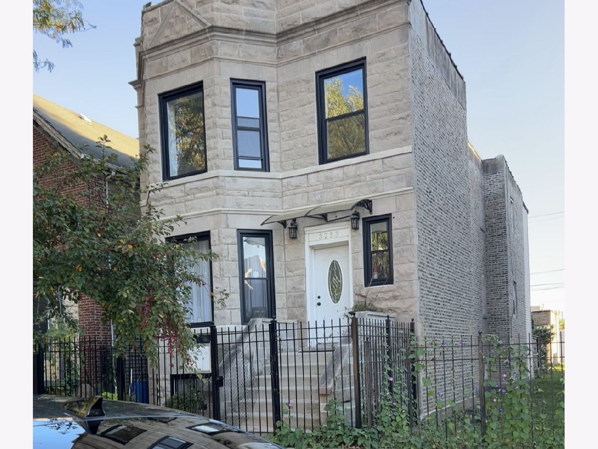  Rented Chicago Illinois, 3253 Crystal