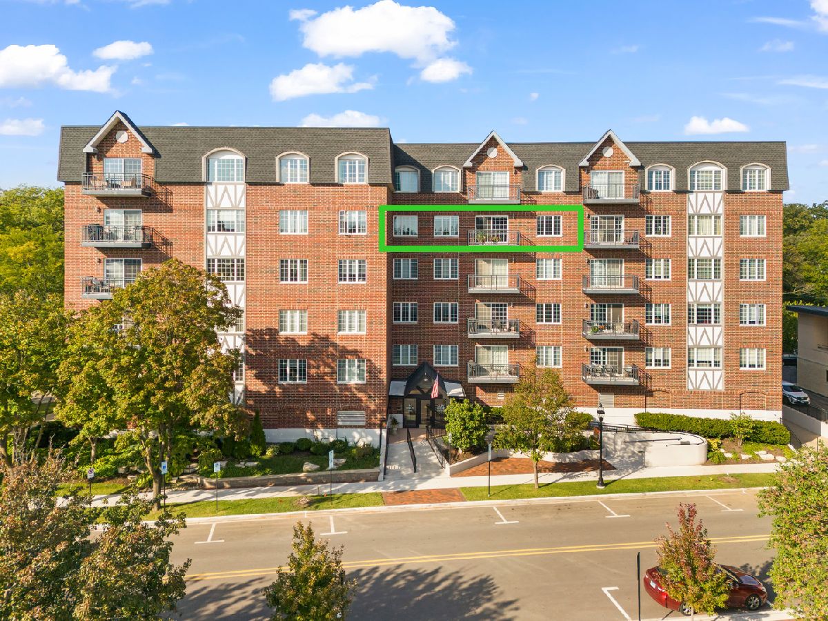 For Sale Glen Ellyn Illinois, 501 Forest Avenue