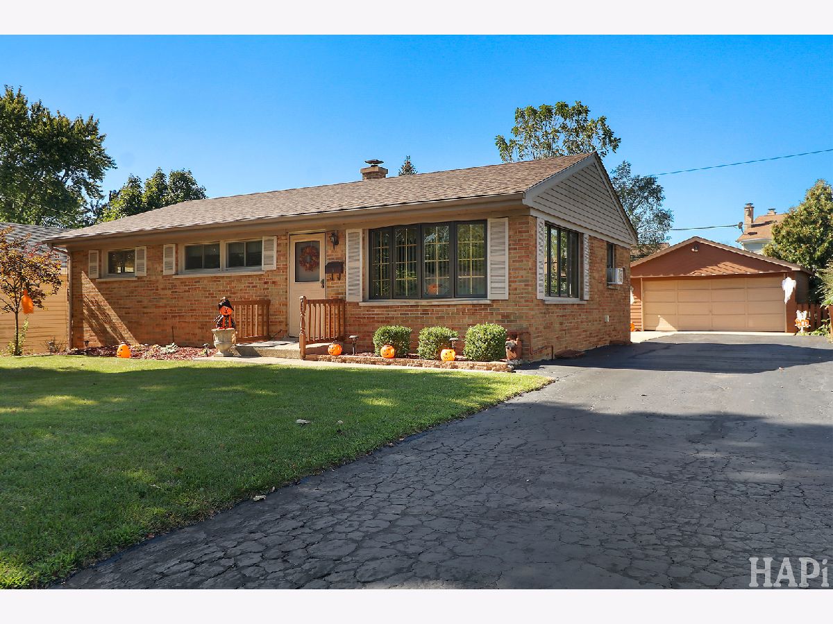  For Sale Wauconda Illinois, 311 Brown Street