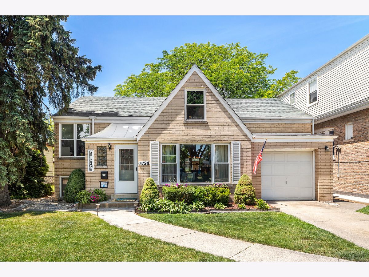 For Sale Berwyn Illinois, 3728 Wesley Avenue