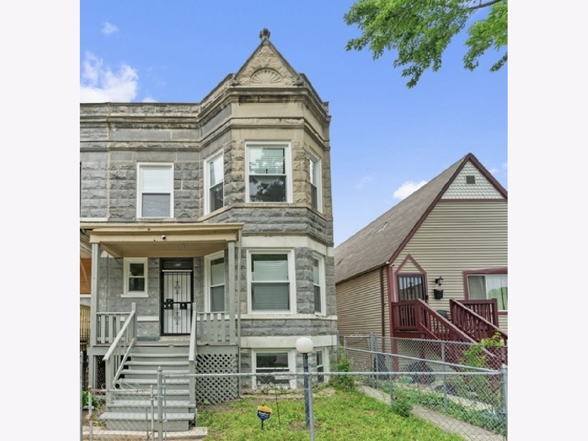  For Sale Chicago Illinois, 814 Karlov Avenue