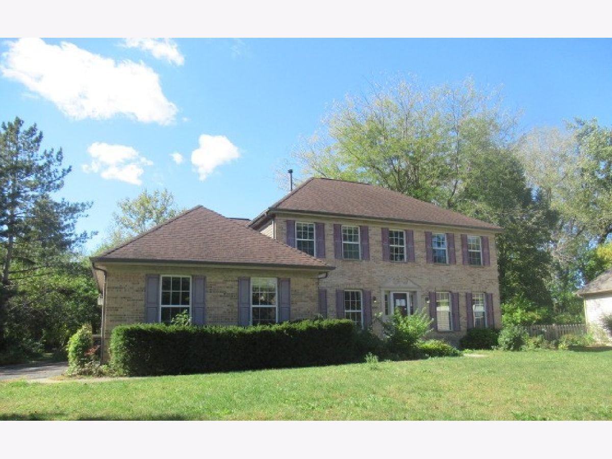 Homes For Sale Haryan Farm Grayslake Illinois, 600 Brookstone Road