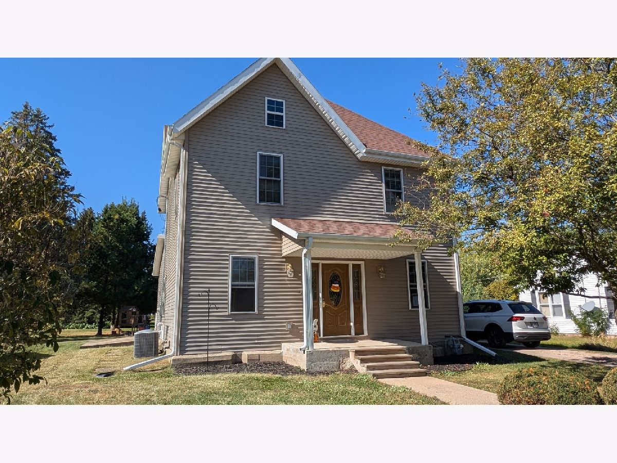  Sold Forreston Illinois, 606 2nd