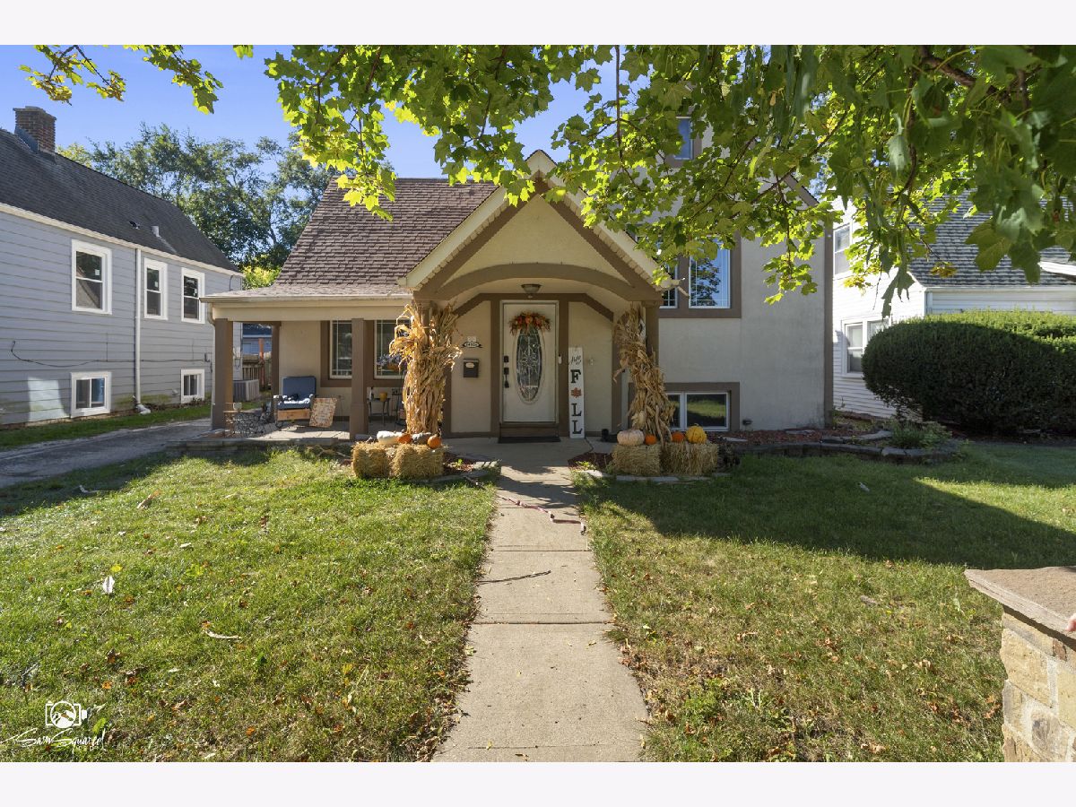 For Sale Midlothian Illinois, 14826 Karlov Avenue