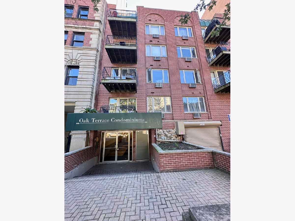  Rented Chicago Illinois, 435 Oakdale