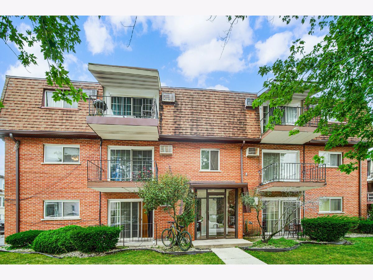 For Sale Chicago Ridge Illinois, 10510 Parkside Avenue