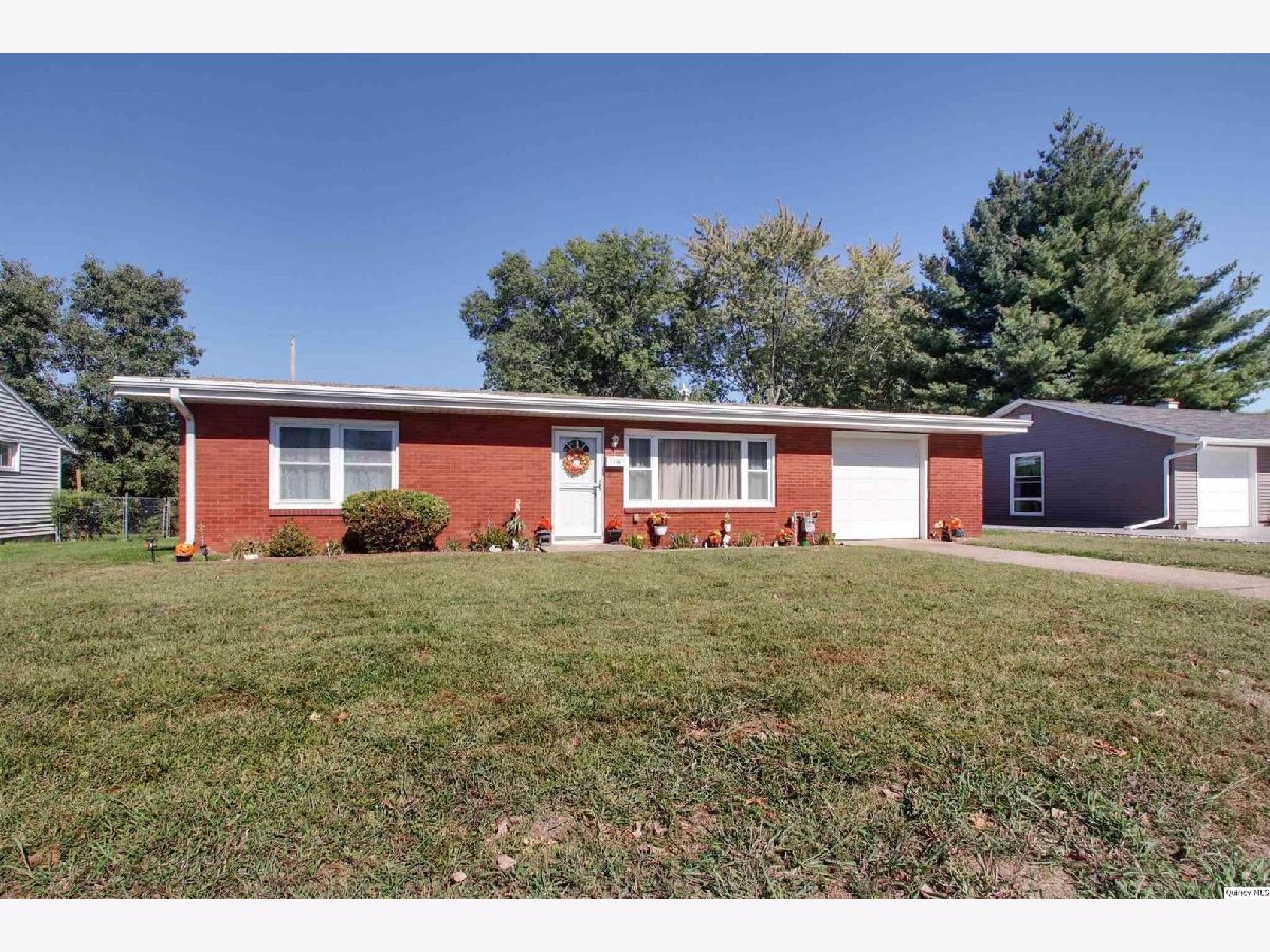  For Sale Quincy Illinois, 3129 College Ave.