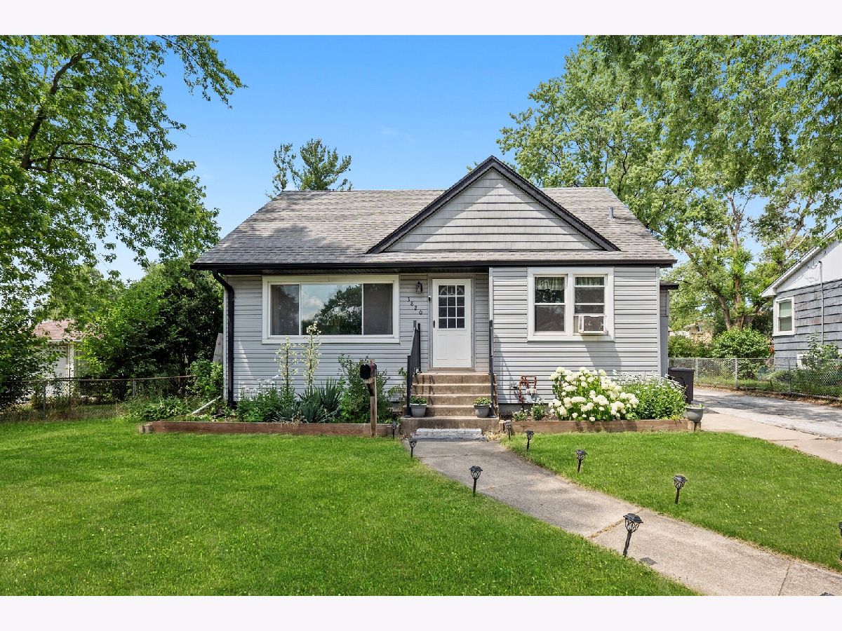 For Sale Alsip Illinois, 3820 117th Street