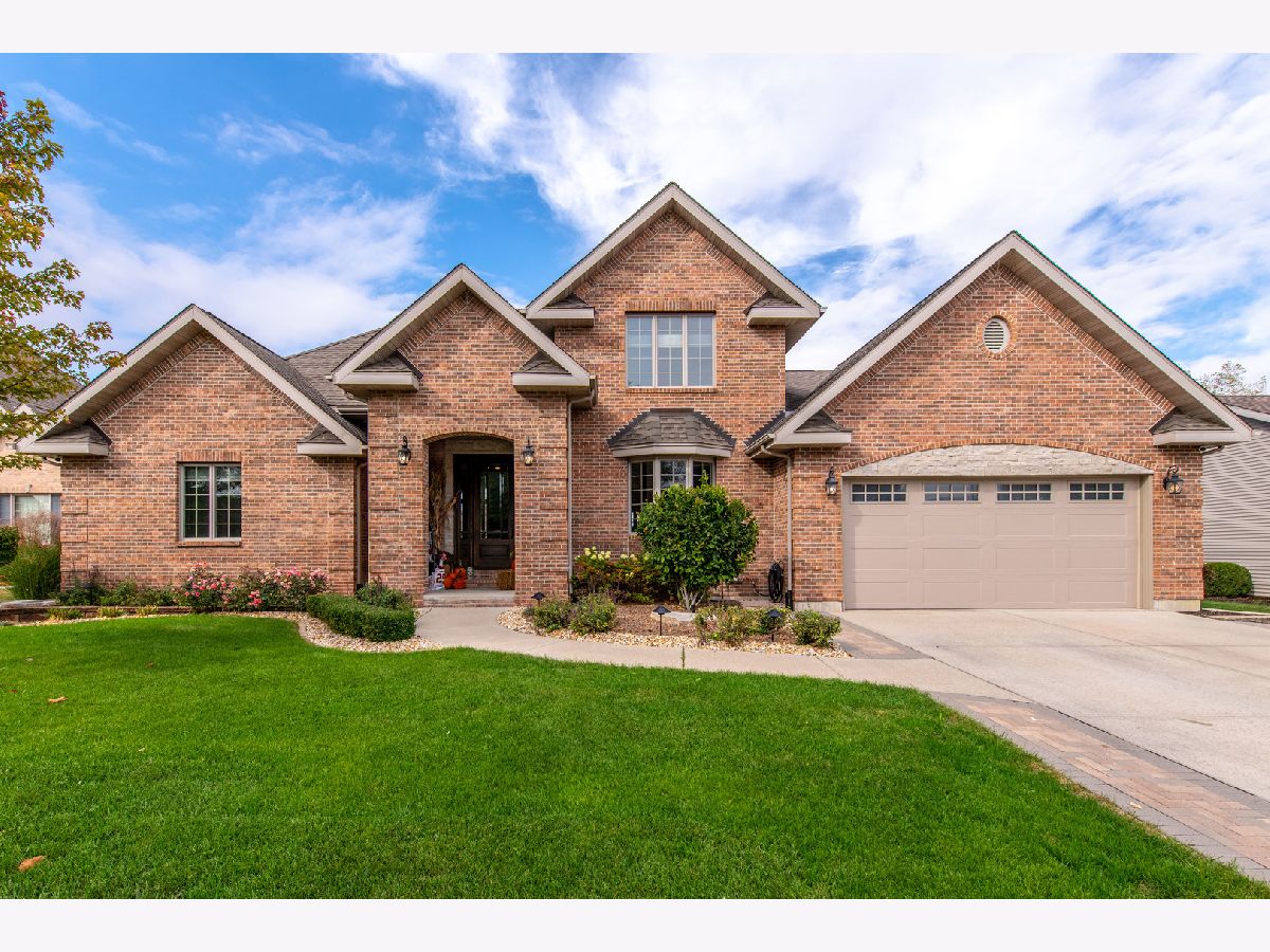 For Sale Morris Illinois, 732 Edgewater Drive