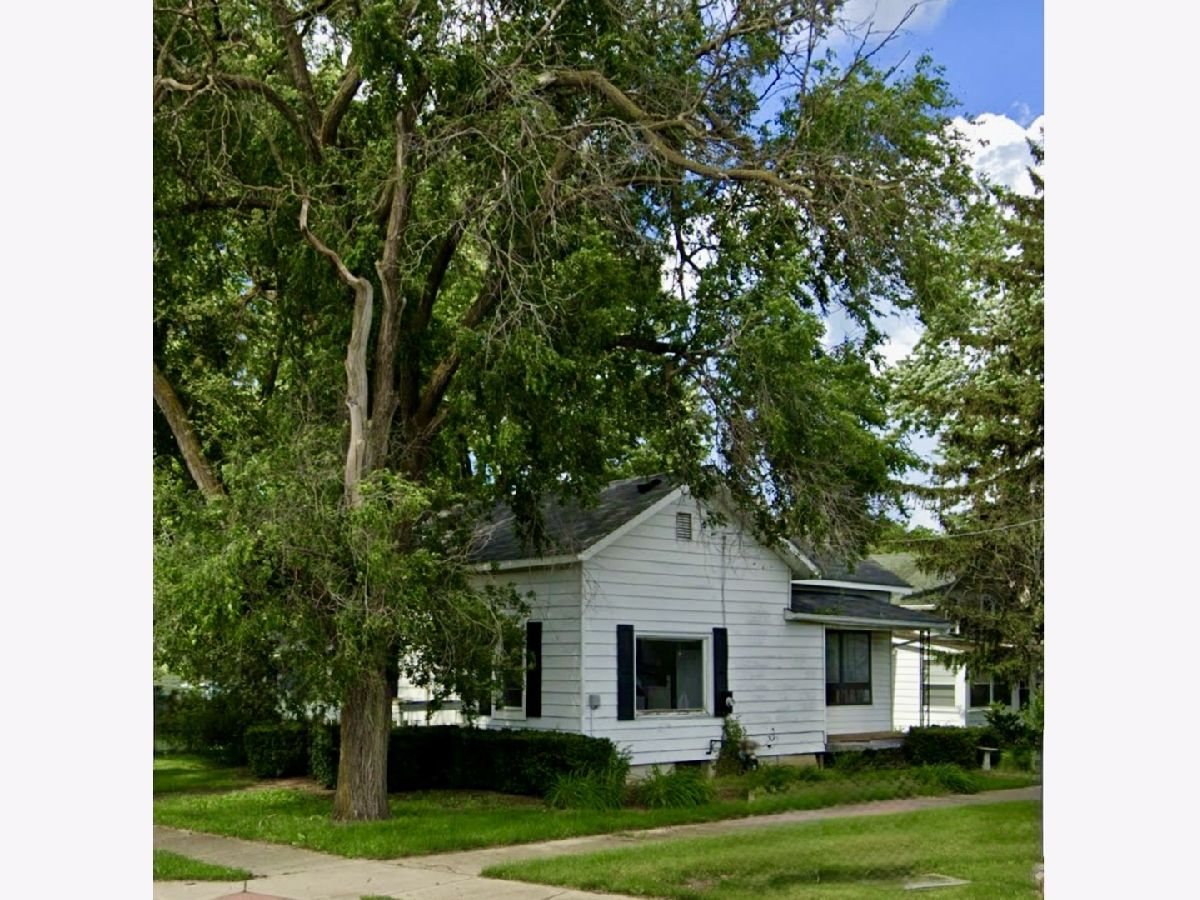  For Rent Waterman Illinois, 110 N Elm