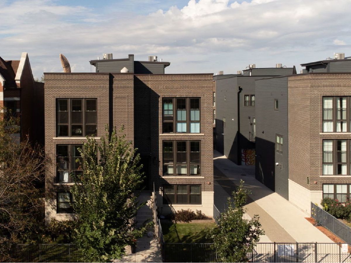  For Sale Chicago Illinois, 4448 Drexel Boulevard