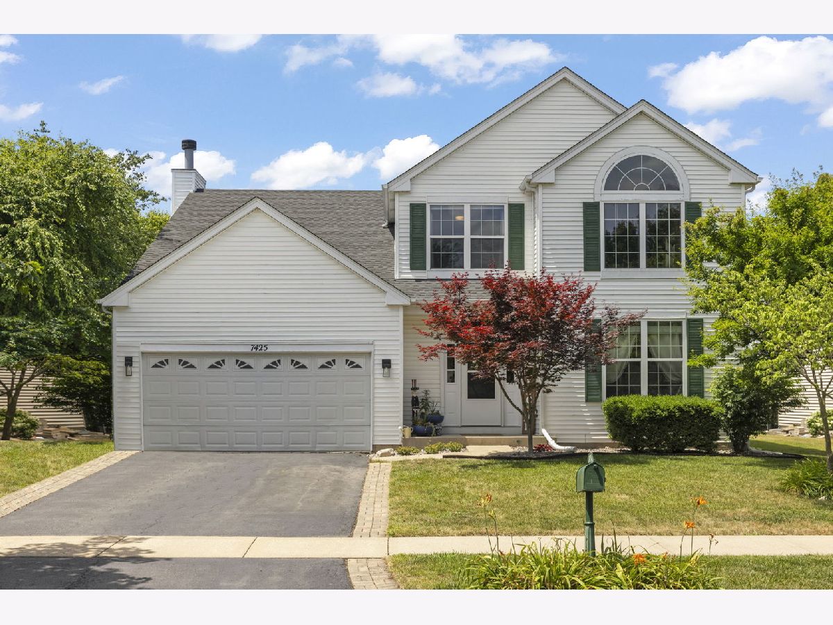 Homes Sold Clublands Plainfield Illinois, 7425 Rosewind