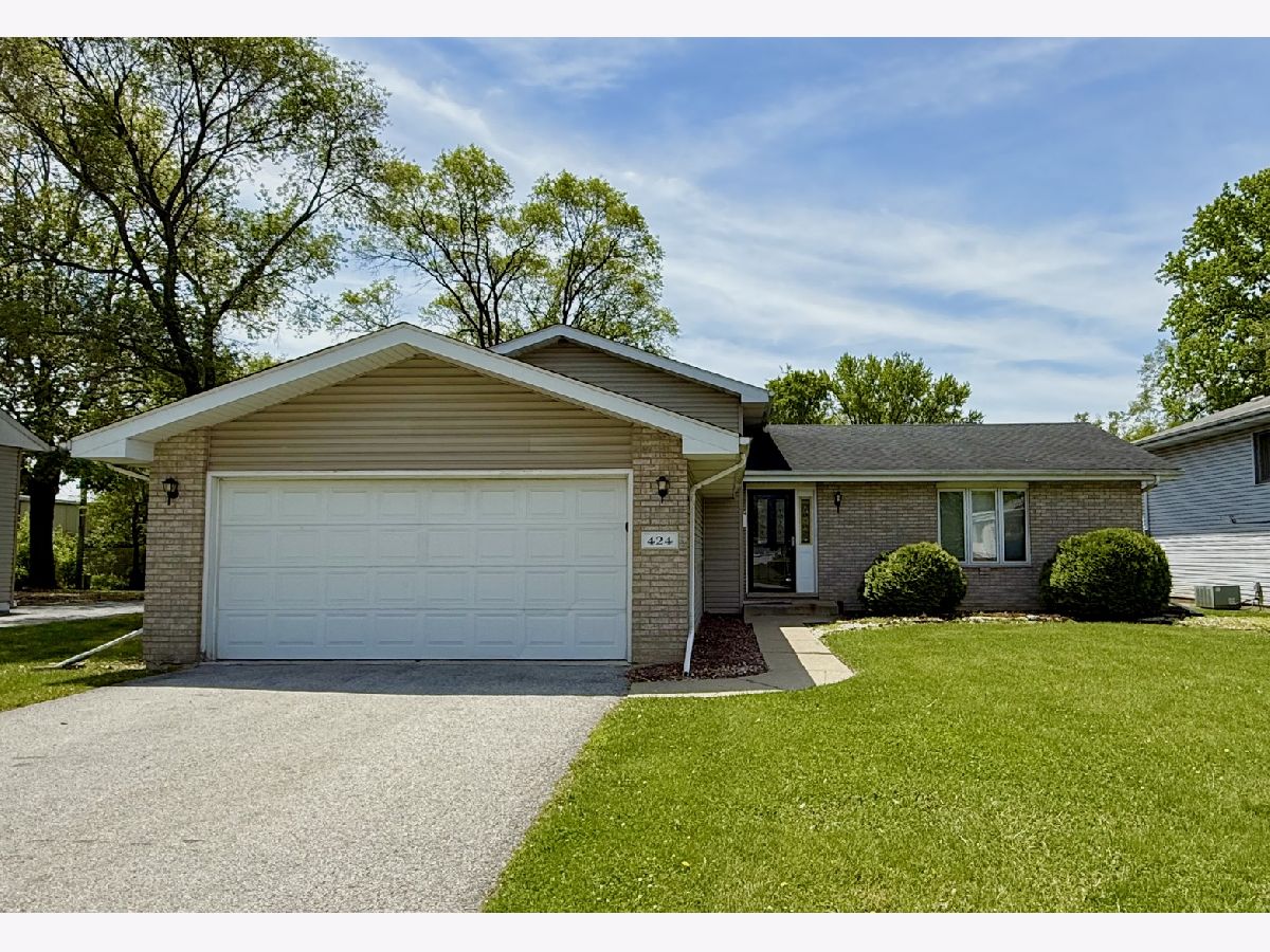 For Sale Glenwood Illinois, 424 Clark Street