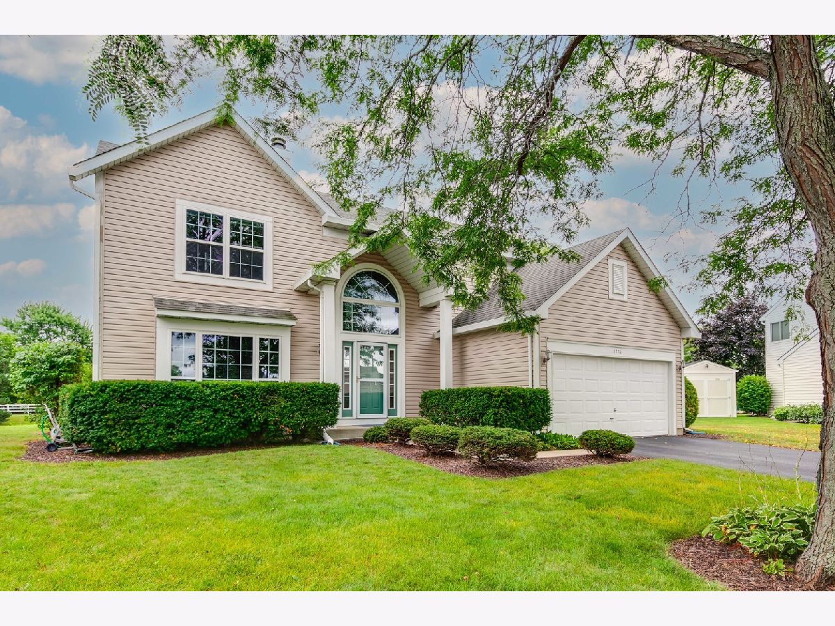 Townhomes & Homes For Sale Bridlewood Gurnee Illinois, 17781 Elsbury Street