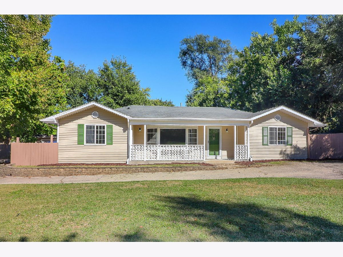 Homes For Sale Crystal Lawns Joliet Illinois, 513 Conant Avenue