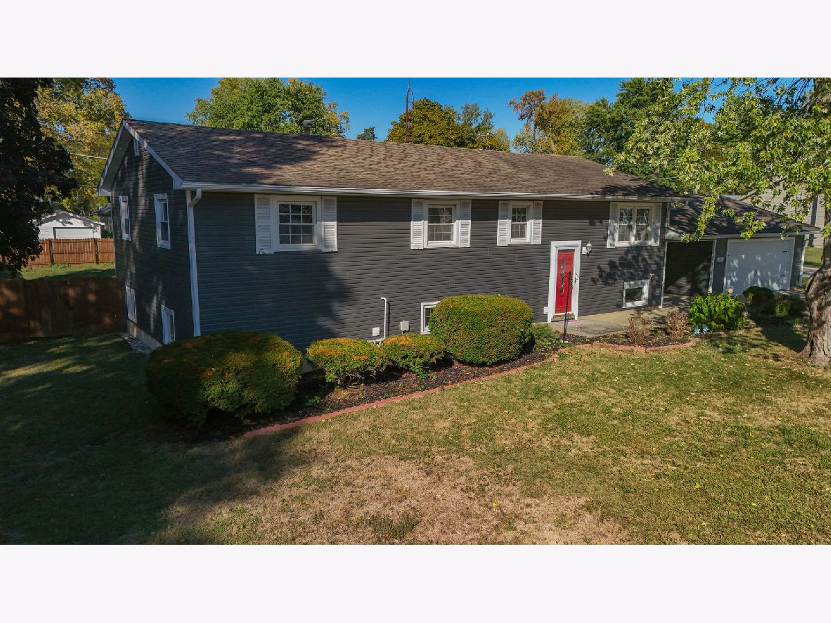  For Sale St Joseph Illinois, 102 Douglas Street