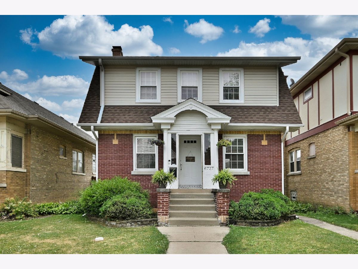  For Sale Chicago Illinois, 6727 Oketo Avenue
