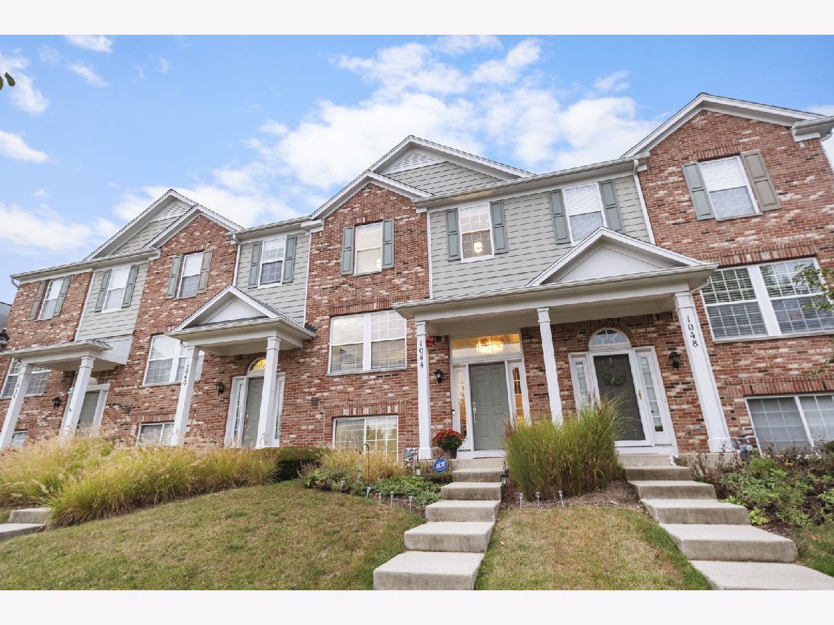  For Sale Elgin Illinois, 1044 Reserve Drive