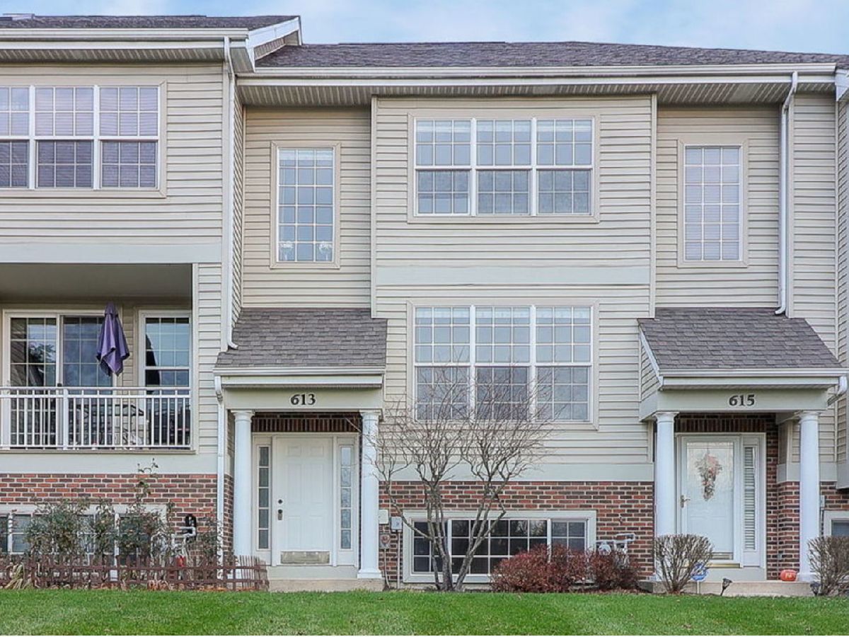 For Rent St Charles Illinois, 613 Pheasant