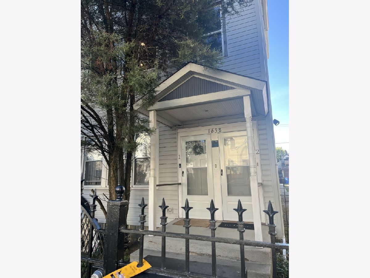  Rented Chicago Illinois, 1638 Washtenaw