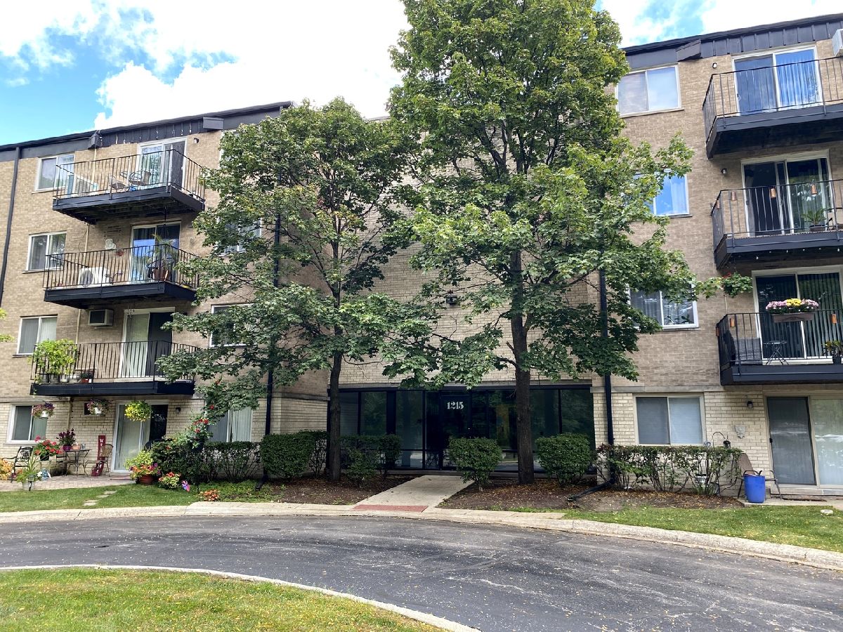  For Rent Arlington Heights Illinois, 1215 Waterman