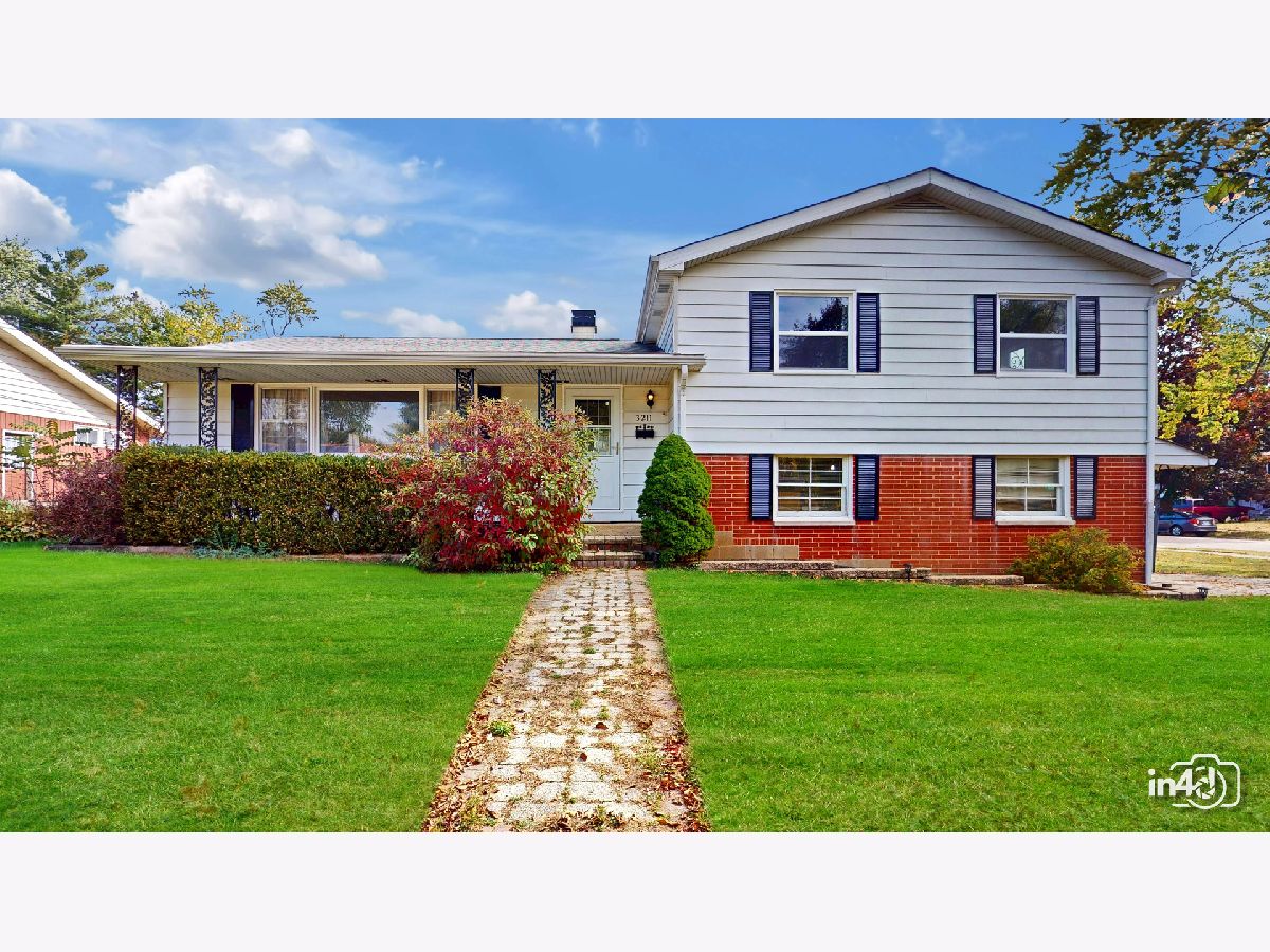  For Sale Waukegan Illinois, 3211 Rugby Court