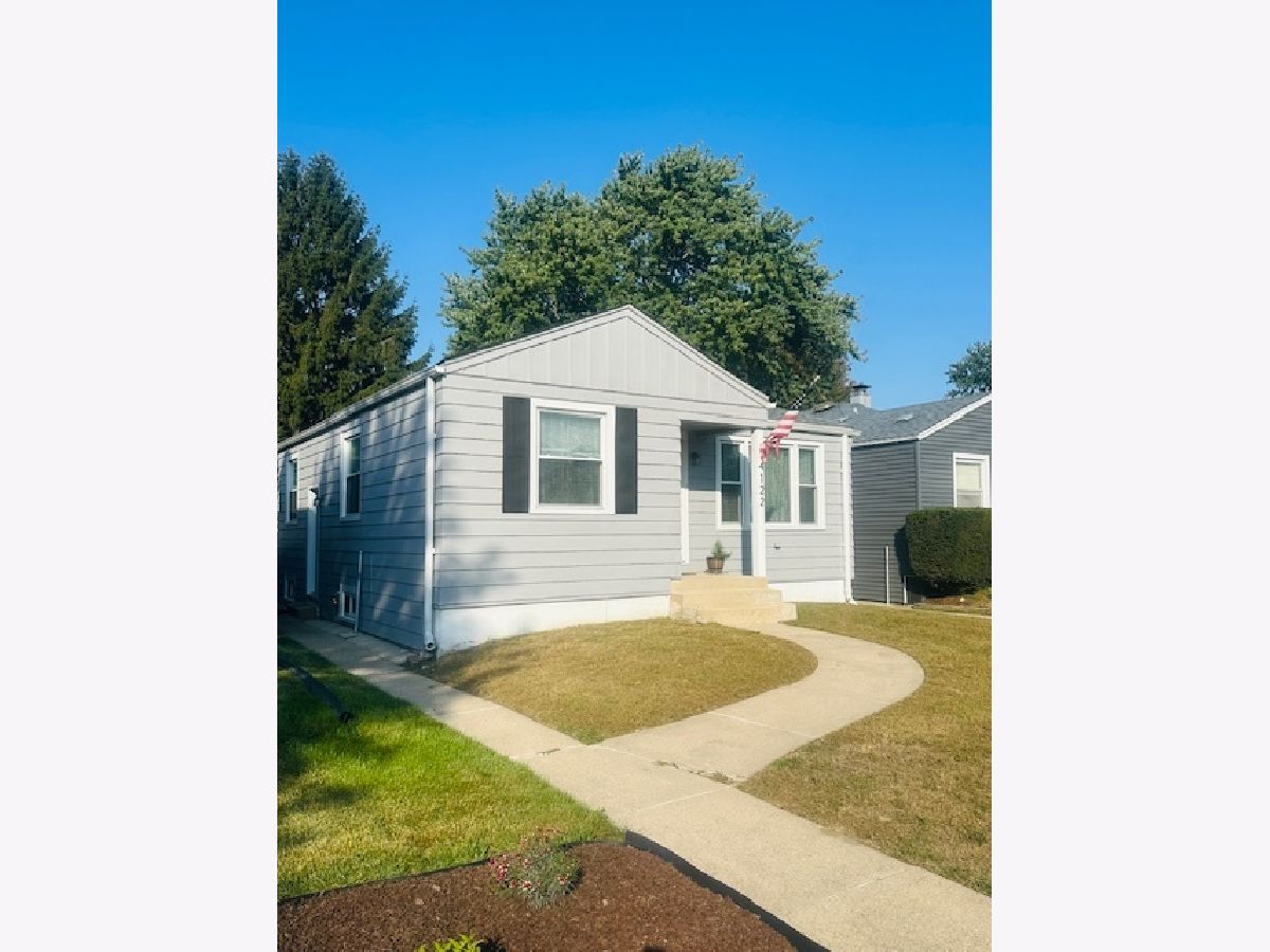  For Sale Stickney Illinois, 4122 Clinton Avenue