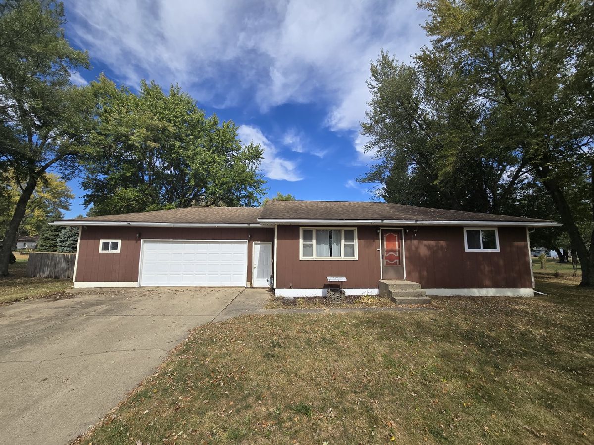  For Sale Rock Falls Illinois, 26930 Madlyn Drive