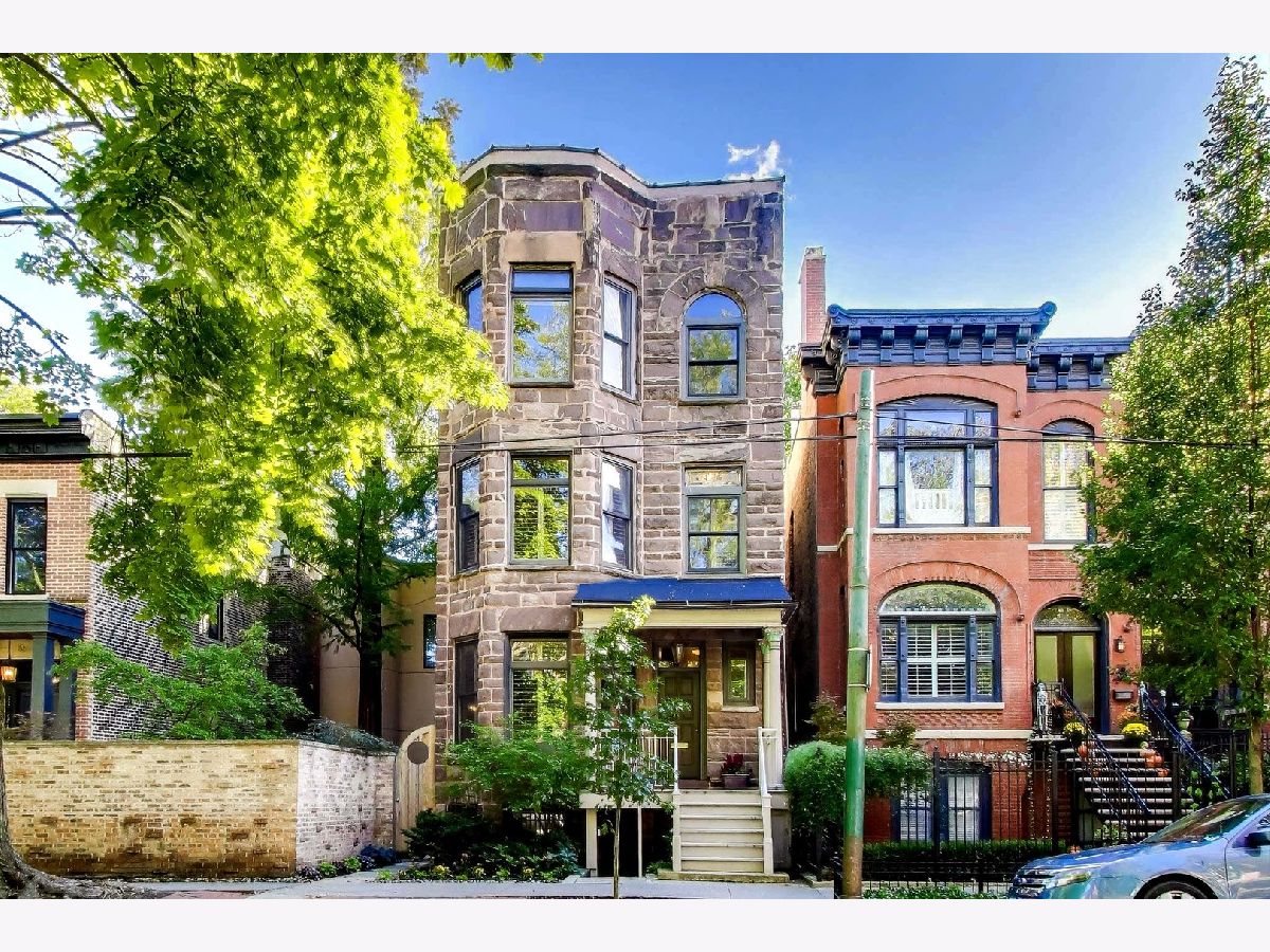  For Sale Chicago Illinois, 907-909 Webster Avenue