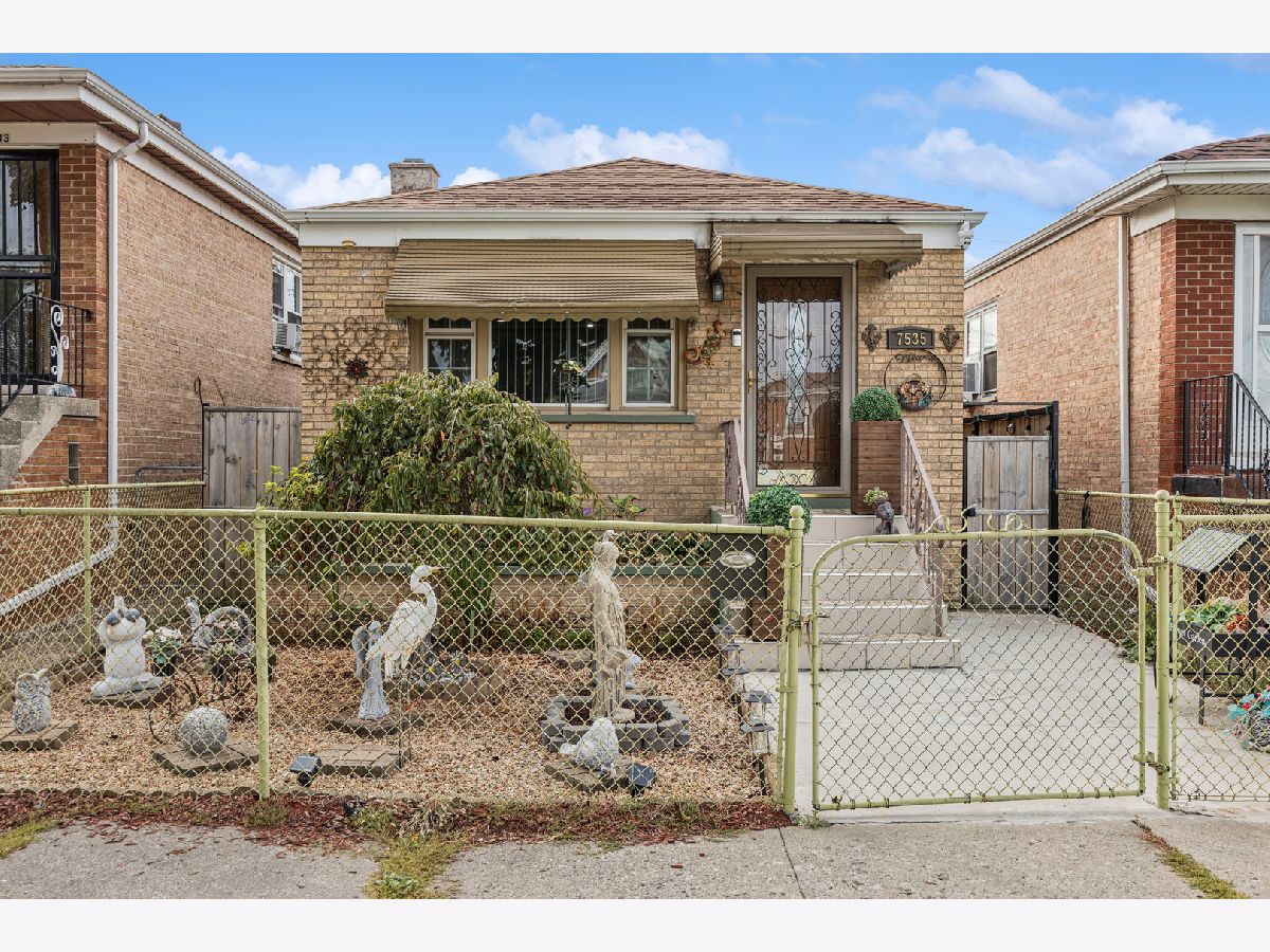 For Sale Summit Illinois, 7535 63 Place