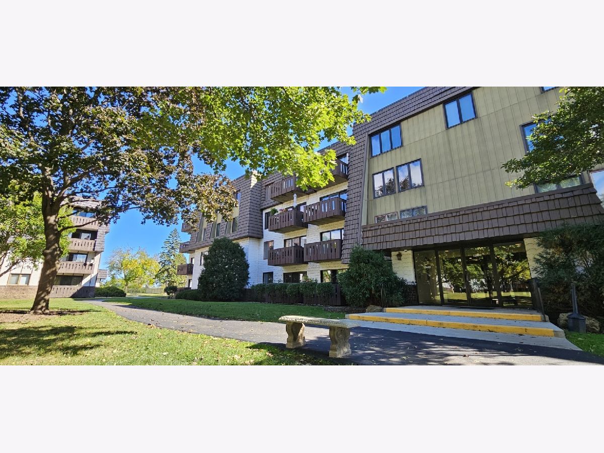  For Sale Lake Bluff Illinois, 12900 Heiden Circle