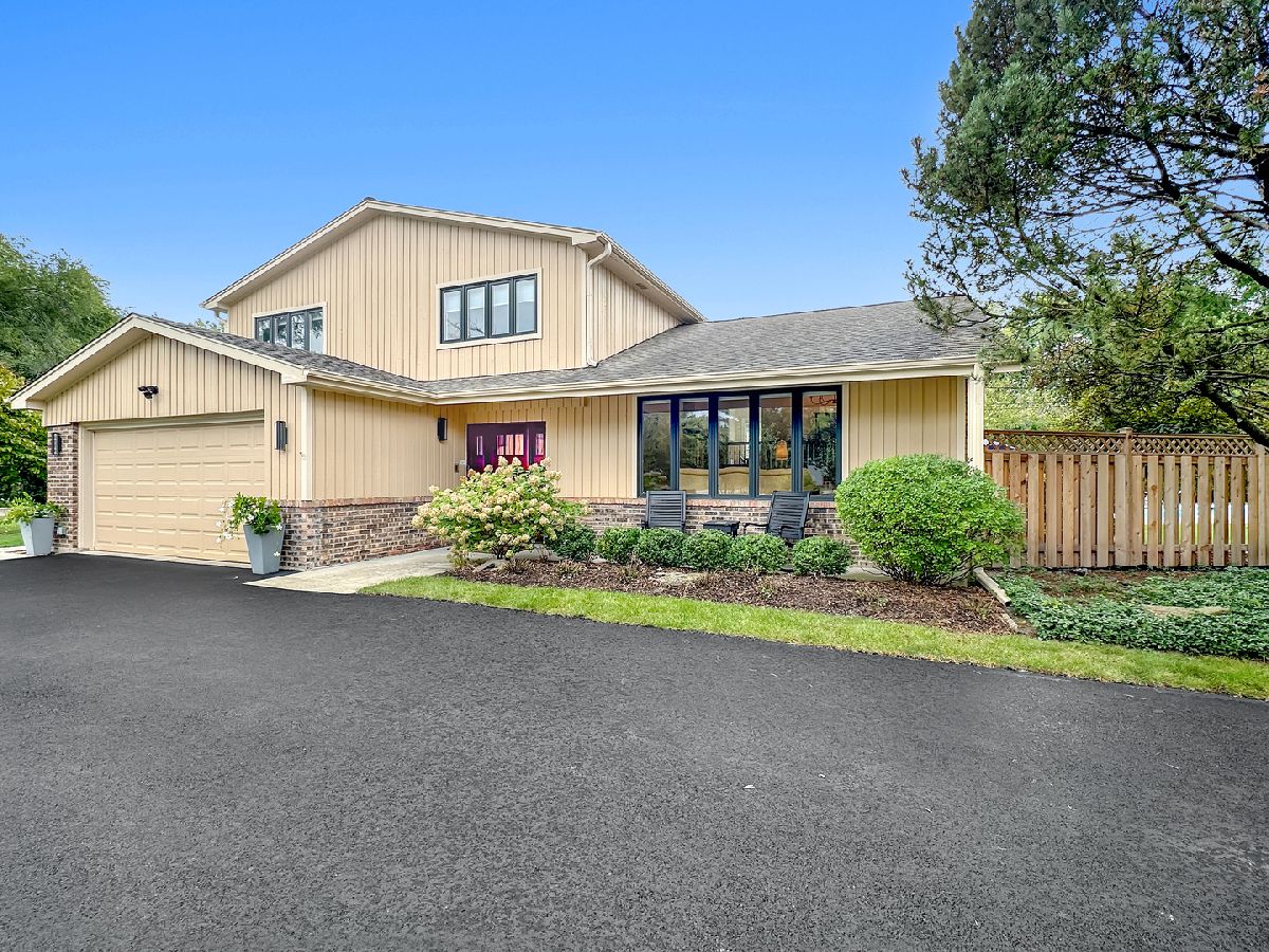  For Sale Northbrook Illinois, 2537 Woodland Drive