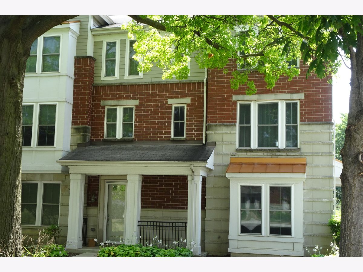  For Rent Arlington Heights Illinois, 2203 Crambourne