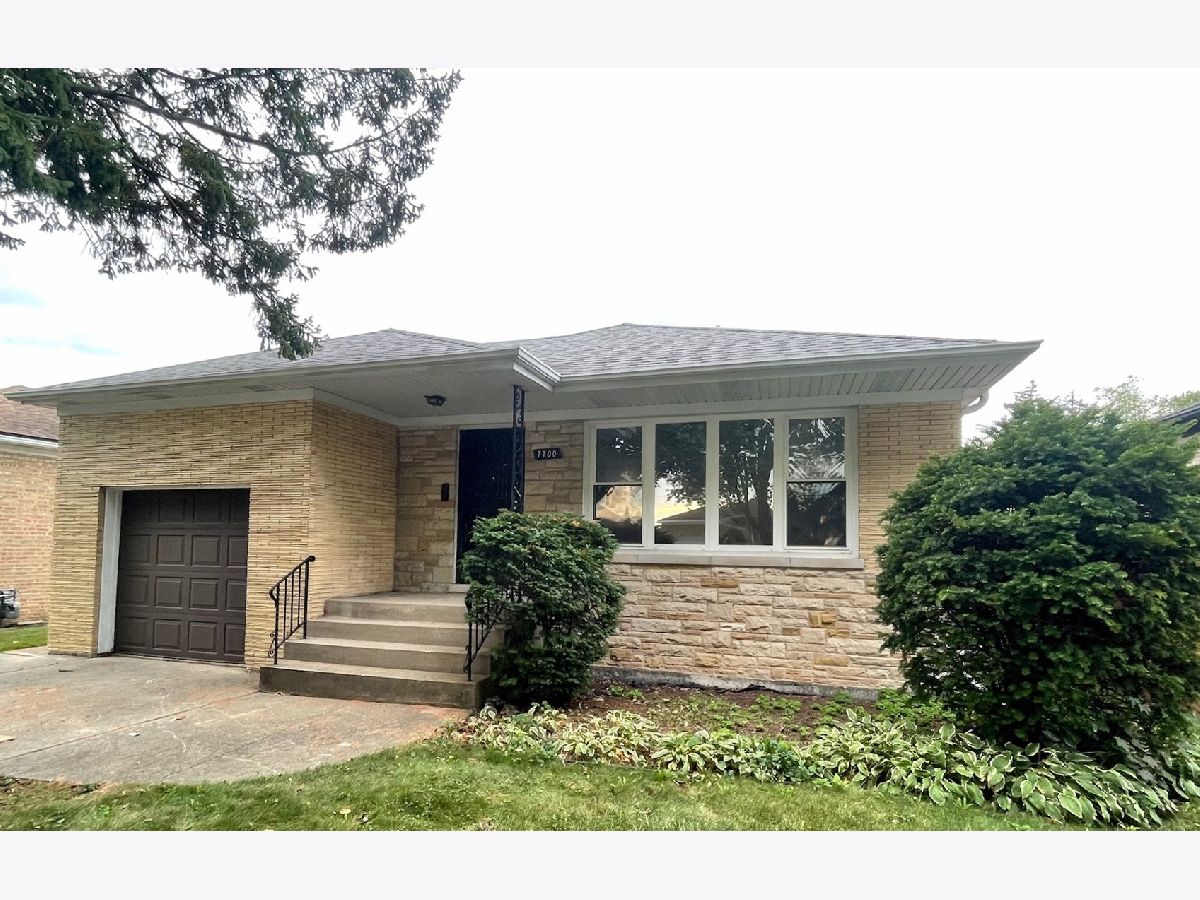 For Sale Niles Illinois, 7700 Neva Avenue