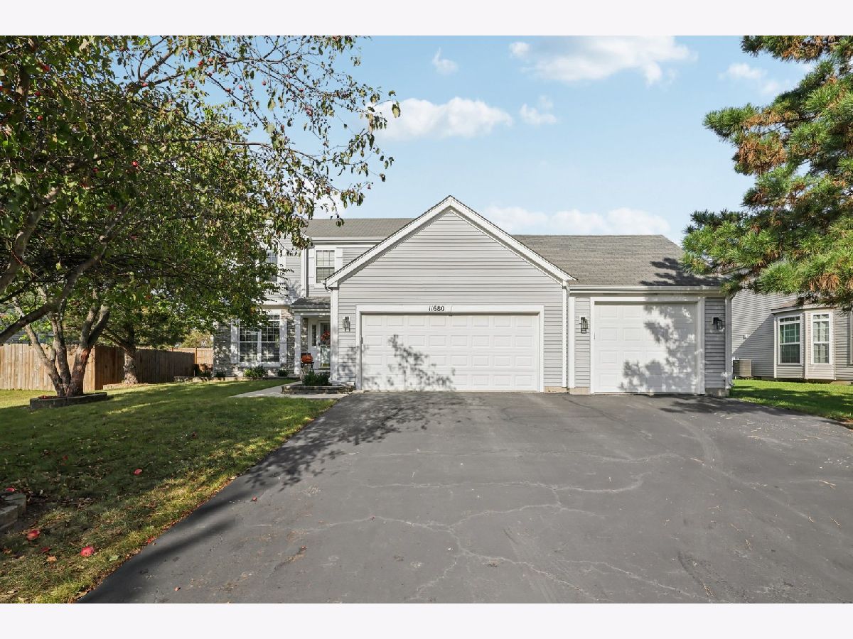  For Sale Huntley Illinois, 11680 Cape Cod Lane