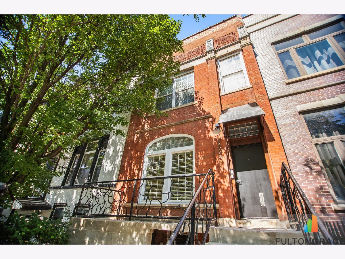 For Rent Chicago Illinois, 2744 Warren