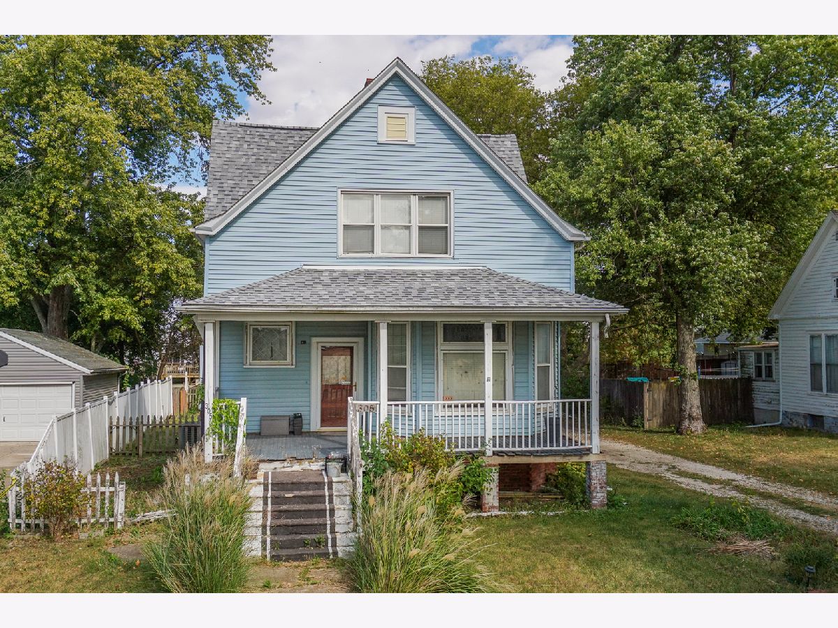  For Sale Stanford Illinois, 305 Boundary Street