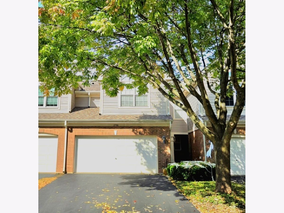  For Sale Lisle Illinois, 1736 Brookwood Road