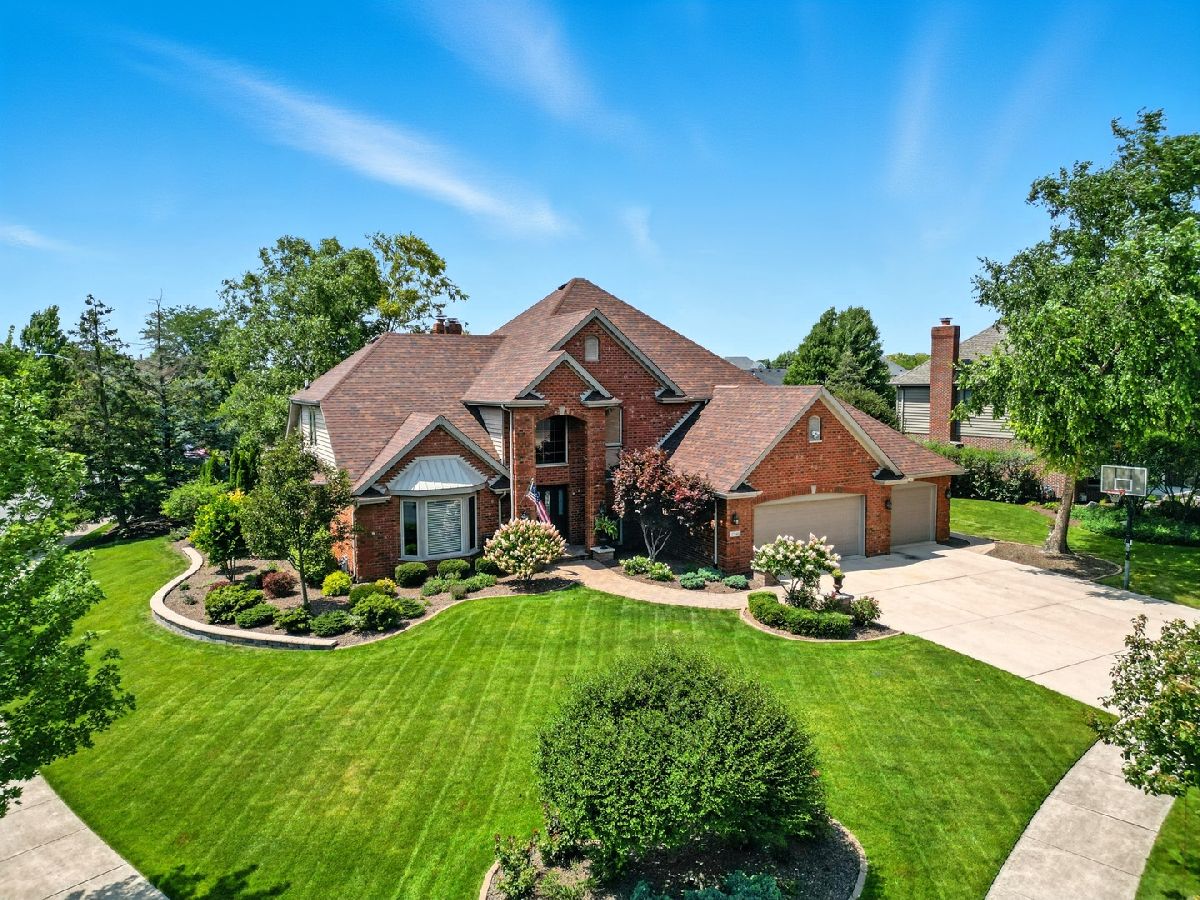 Homes & Townhomes For Sale Mallard Landings Orland Park Illinois, 17140 Deer Run Drive
