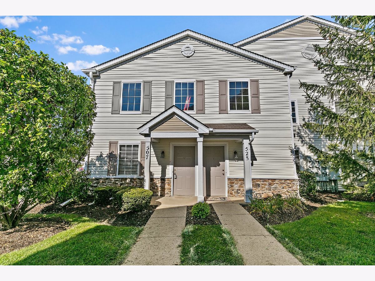  For Rent Carpentersville Illinois, 1809 Silverstone
