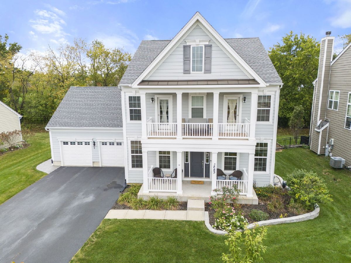  For Sale Elgin Illinois, 3689 Thornhill Drive